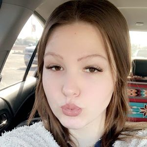 Meet your Posher, Marissa